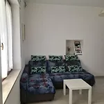 公寓 Le Tre Querce Family House *